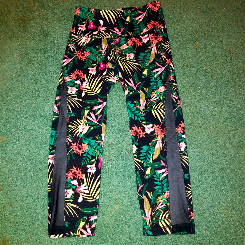 old navy active tropical high waist crop leggings